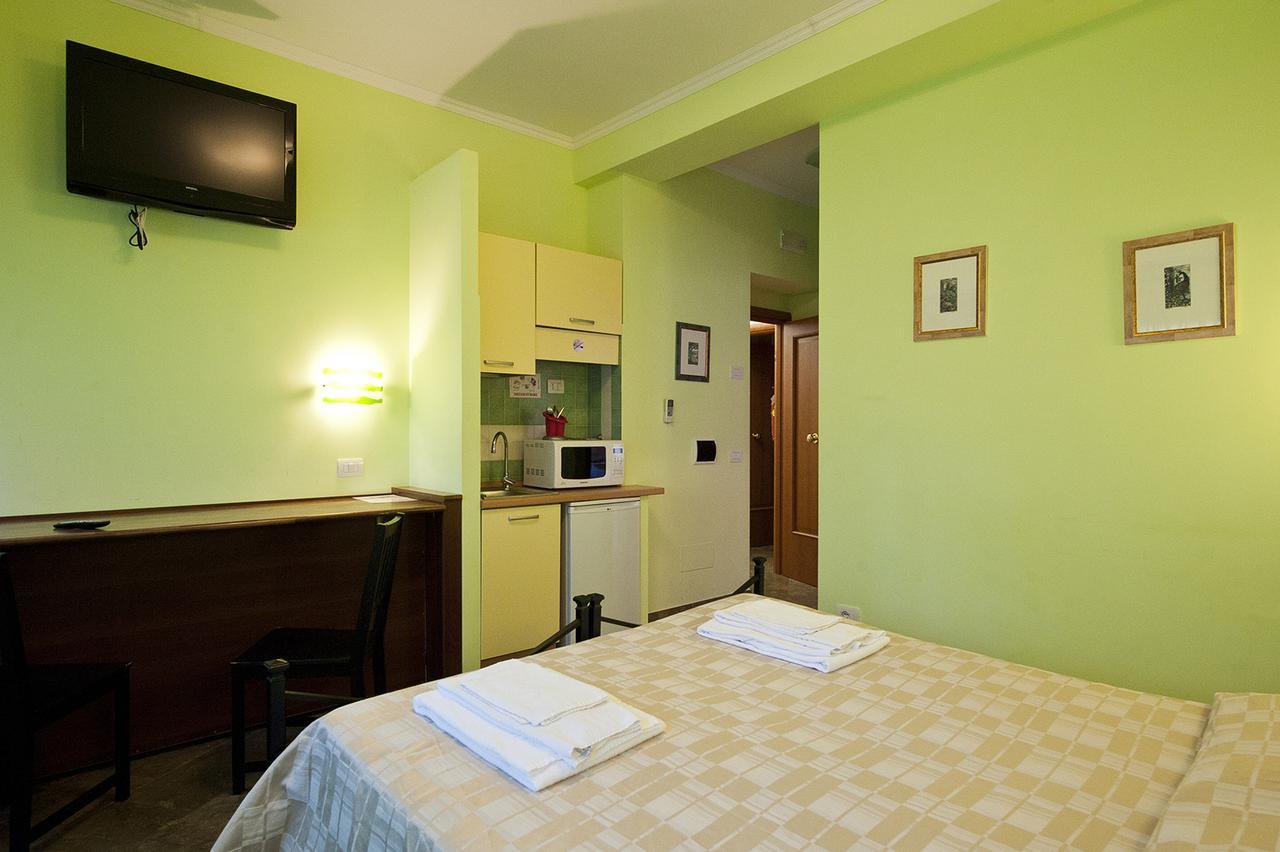 B&B La Porta 3* Rom